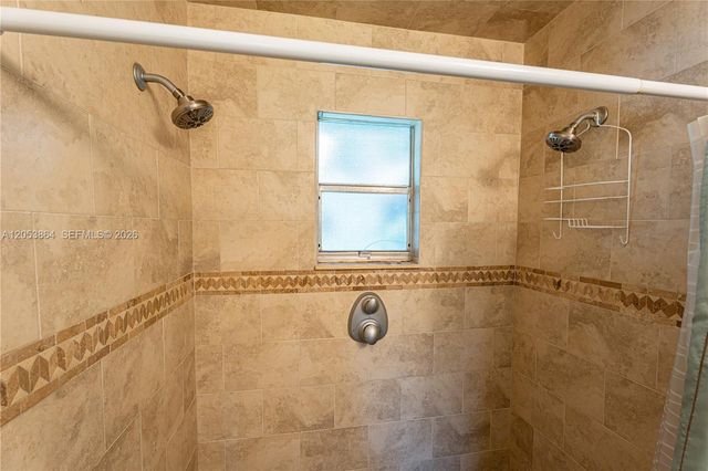 618 SW Ray Ave, Port St. Lucie, FL 34983
