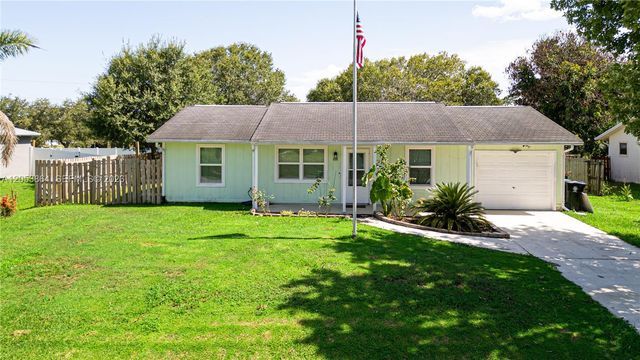 618 SW Ray Ave, Port St. Lucie, FL 34983