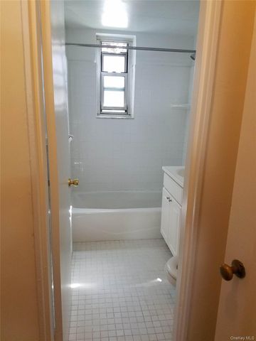 20506 35th Avenue 331, Bayside, NY 11361