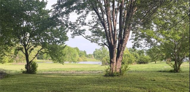 13805 Plattsburg Road, Kearney, MO 64060