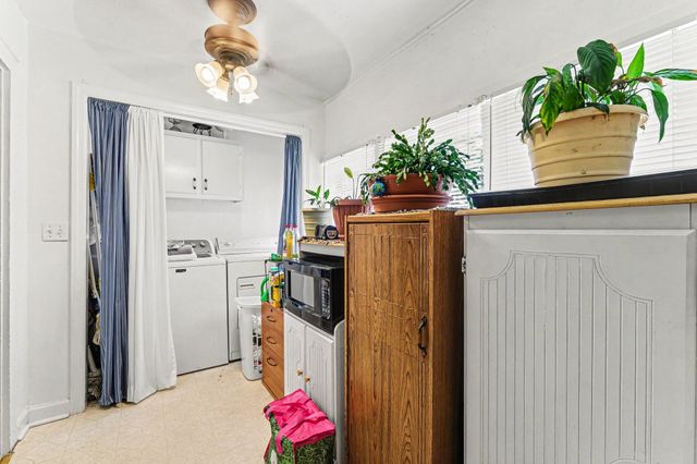 1018 S Graycroft Ave, Madison, TN 37115