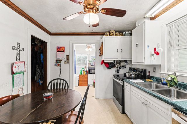1018 S Graycroft Ave, Madison, TN 37115