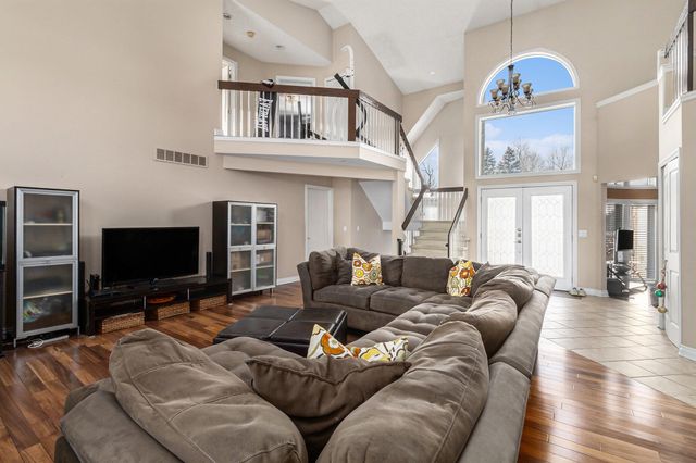 28909 Hidden Trail, Farmington Hills, MI 48331