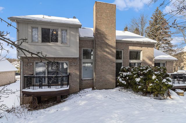 28909 Hidden Trail, Farmington Hills, MI 48331