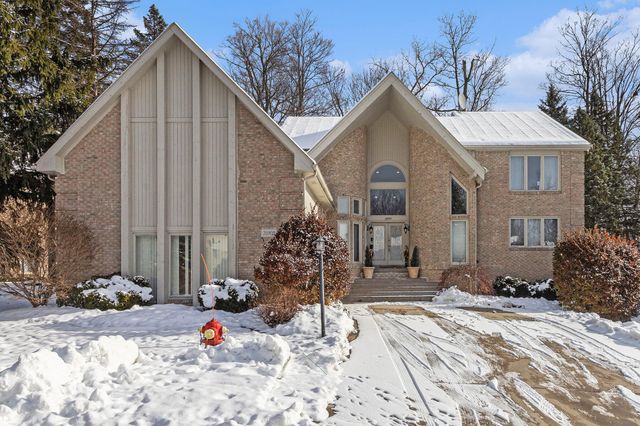 28909 Hidden Trail, Farmington Hills, MI 48331