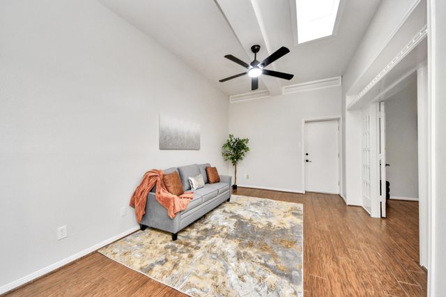 18209 Vinland Drive, Houston, TX 77058