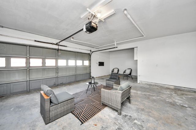 18209 Vinland Drive, Houston, TX 77058