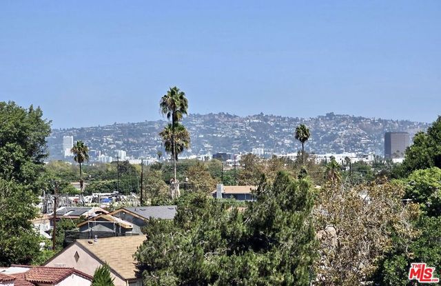 5623 Murray Lane, Los Angeles, CA 90016