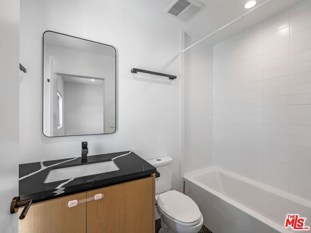 5623 Murray Lane, Los Angeles, CA 90016