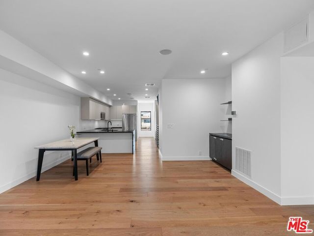 5623 Murray Lane, Los Angeles, CA 90016