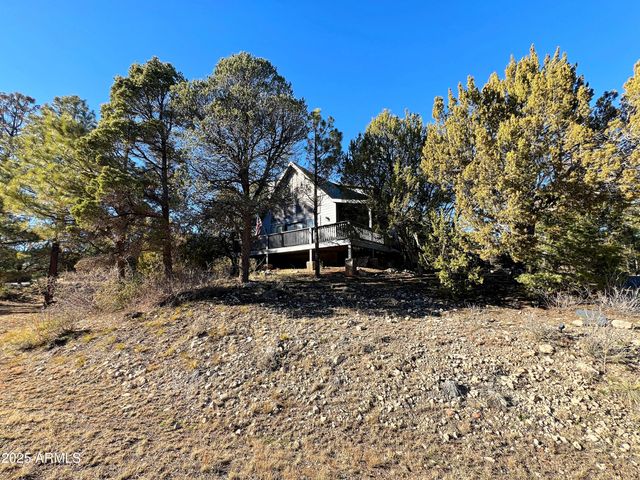 2240 FAIRWAY Drive, Overgaard, AZ 85933