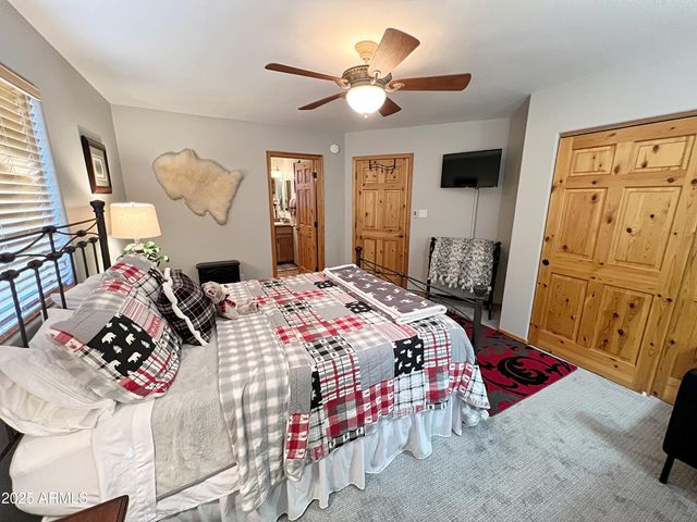 2240 FAIRWAY Drive, Overgaard, AZ 85933