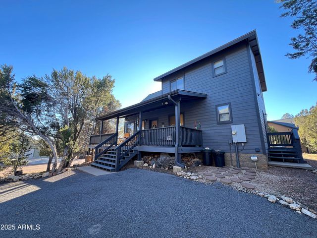 2240 FAIRWAY Drive, Overgaard, AZ 85933