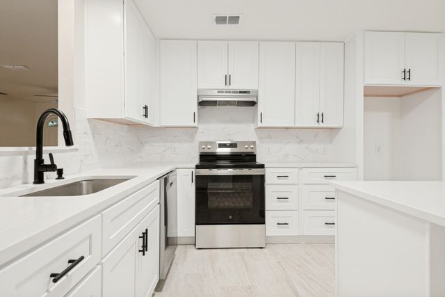 1311 Forrest Drive, Canton, TX 75103