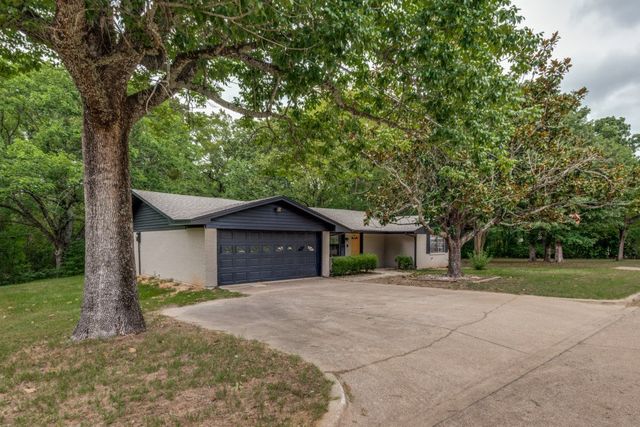 1311 Forrest Drive, Canton, TX 75103