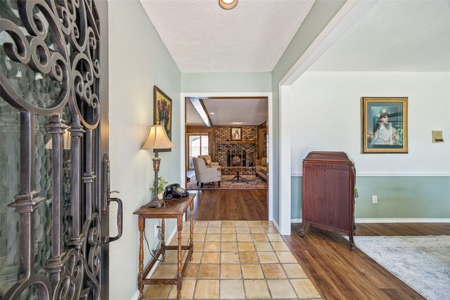 2819 Staffordshire Drive, Carrollton, TX 75007