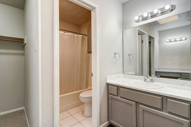 929 Saint Timothy St, Corpus Christi, TX 78418