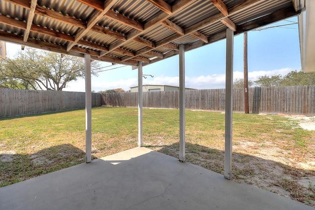 929 Saint Timothy St, Corpus Christi, TX 78418