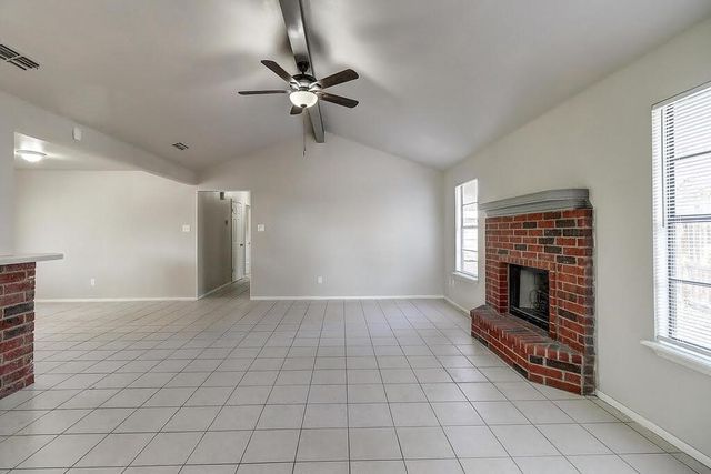 929 Saint Timothy St, Corpus Christi, TX 78418