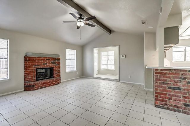 929 Saint Timothy St, Corpus Christi, TX 78418