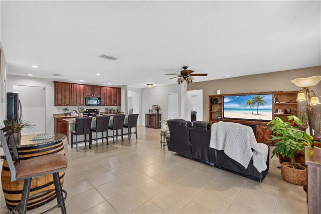 3409 SW 3rd ST, Cape Coral, FL 33991