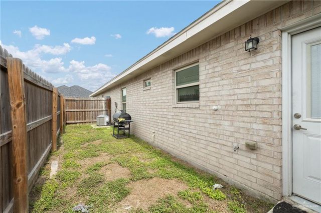 5800 Nightingale Avenue 3, Mission, TX 78573