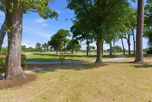 1702 Landfall Drive, Wilmington, NC 28405