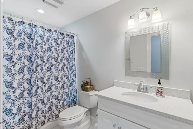 1702 Landfall Drive, Wilmington, NC 28405
