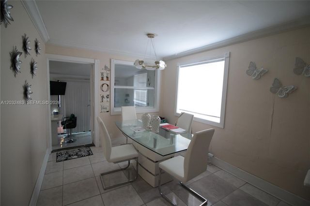 359 E 12th St, Hialeah, FL 33010