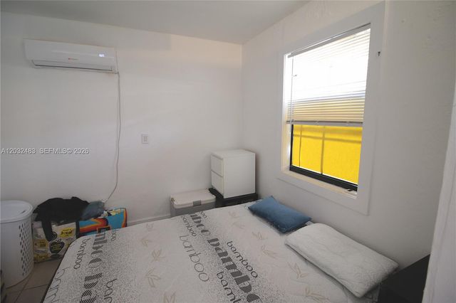 359 E 12th St, Hialeah, FL 33010