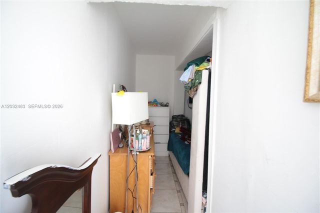 359 E 12th St, Hialeah, FL 33010