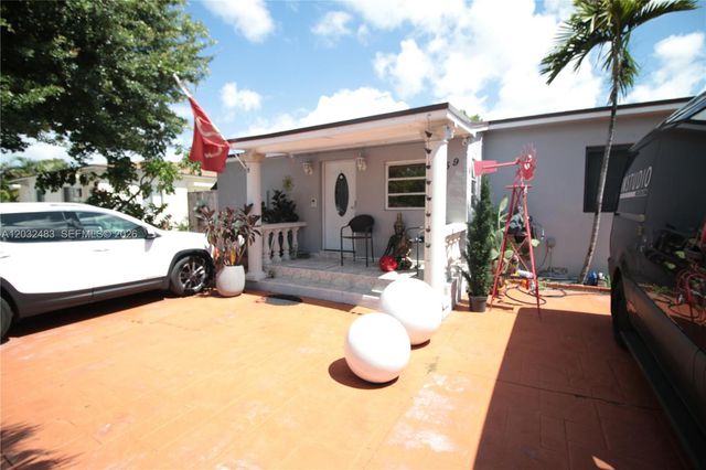 359 E 12th St, Hialeah, FL 33010