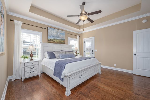 1114 Matheus Dr, Murfreesboro, TN 37128