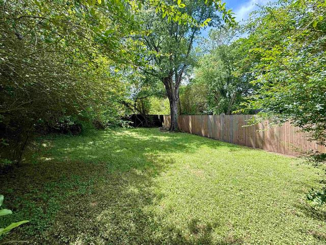 708 W Ashley St, Benton, AR 72015