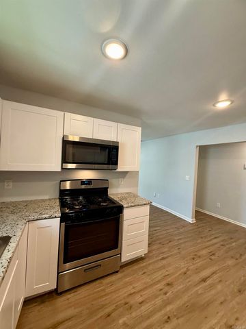 708 W Ashley St, Benton, AR 72015