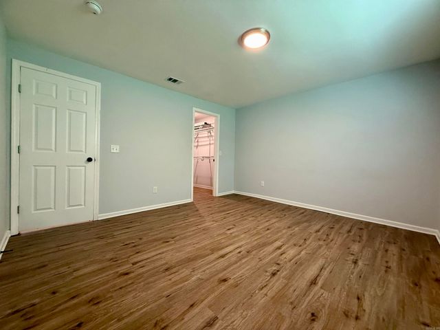 708 W Ashley St, Benton, AR 72015