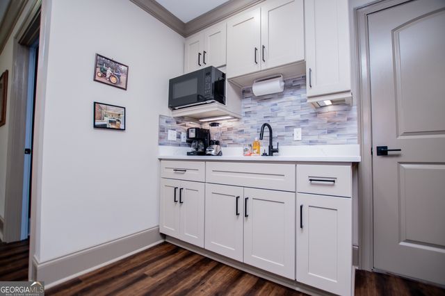 2070 Lovvorn Road, Carrollton, GA 30117