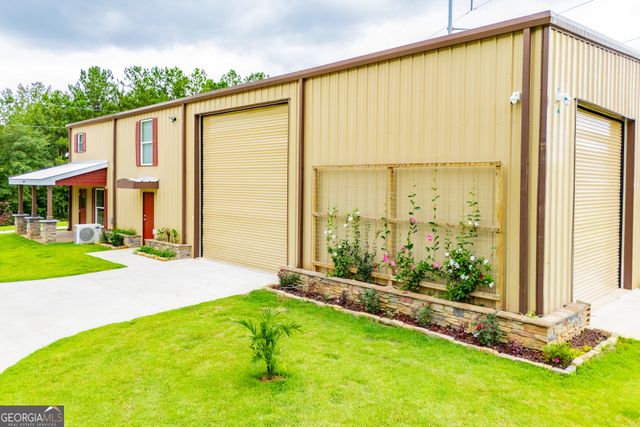 2070 Lovvorn Road, Carrollton, GA 30117