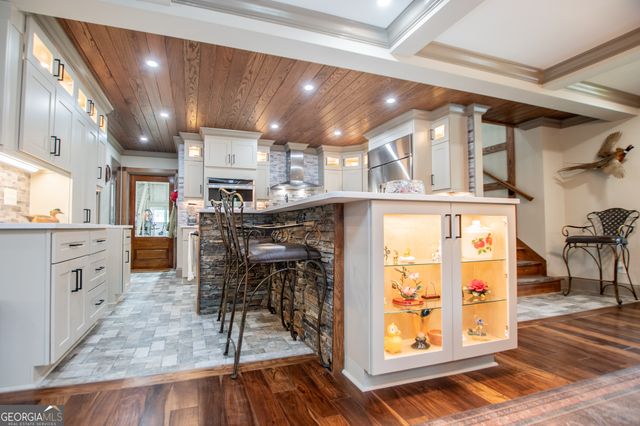 2070 Lovvorn Road, Carrollton, GA 30117