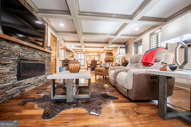 2070 Lovvorn Road, Carrollton, GA 30117