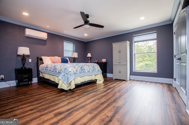 2070 Lovvorn Road, Carrollton, GA 30117