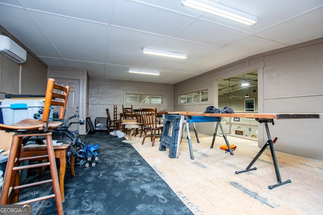 2070 Lovvorn Road, Carrollton, GA 30117