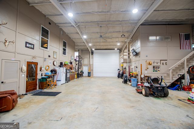 2070 Lovvorn Road, Carrollton, GA 30117