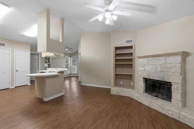 6804 N Capital Of Texas Highway 422, Austin, TX 78731