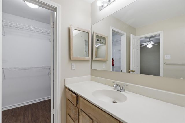 6804 N Capital Of Texas Highway 422, Austin, TX 78731
