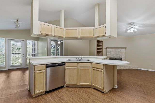 6804 N Capital Of Texas Highway 422, Austin, TX 78731