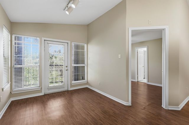 6804 N Capital Of Texas Highway 422, Austin, TX 78731