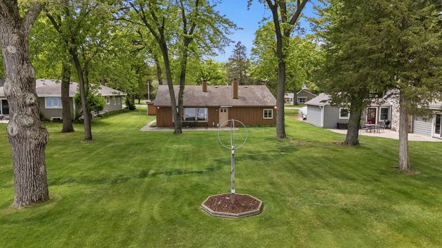 W378S5074 W Pretty Lake ROAD, Dousman, WI 53118