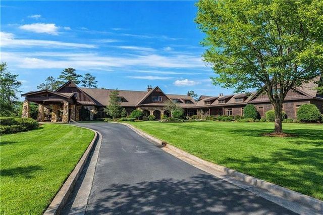 4388 Lochsa Lane, Suwanee, GA 30024