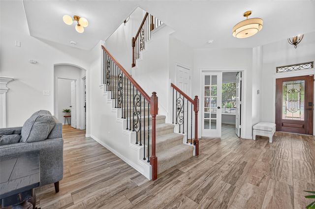 9634 Empress Crossing Drive, Spring, TX 77379